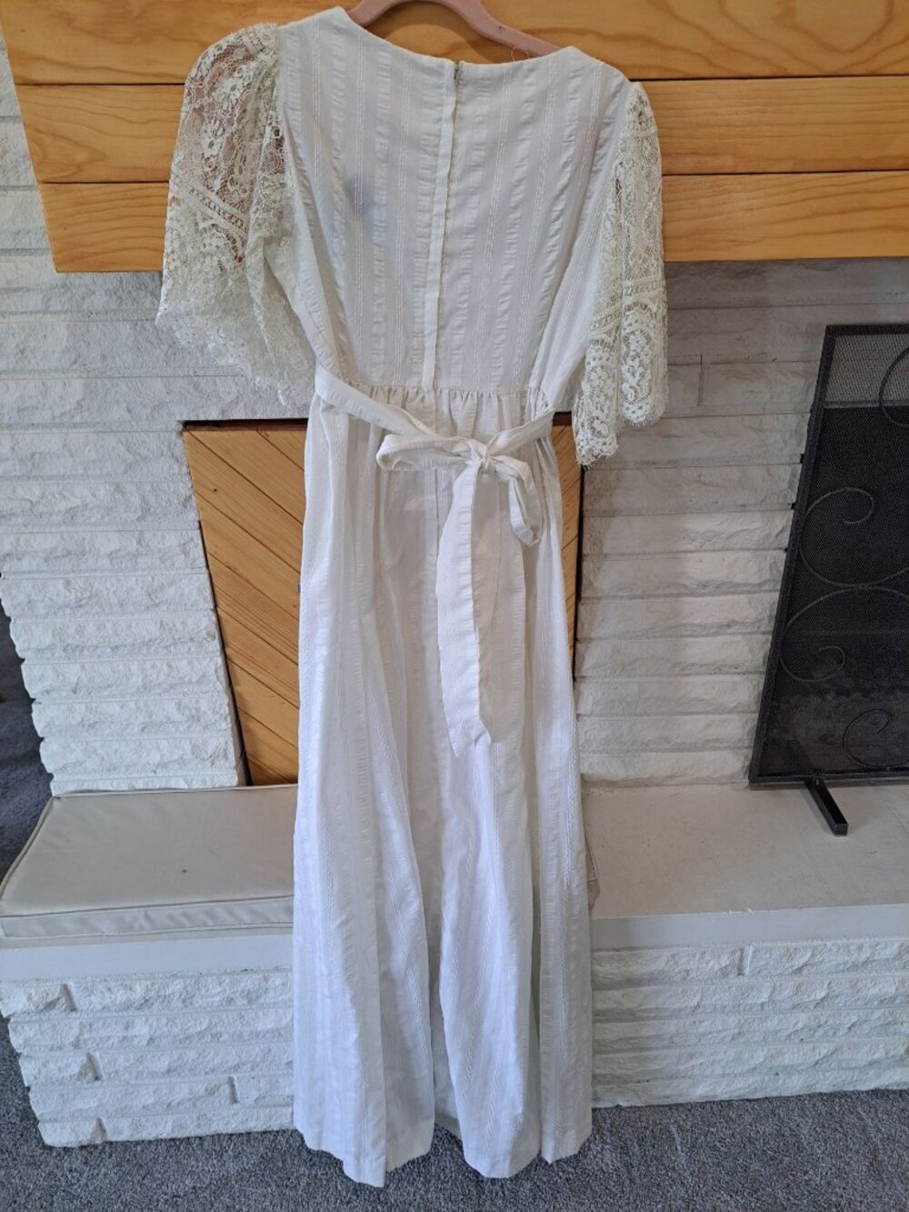 Vintage 1970's Ivory Lace Dress Bell Lace Sleeves Floral Size Small Cottage RARE - Picture 8 of 16